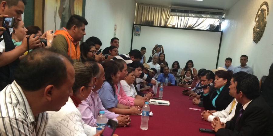 Firman diputados en sentido negativo el dictamen de reforma a la Ley del Servicio Civil