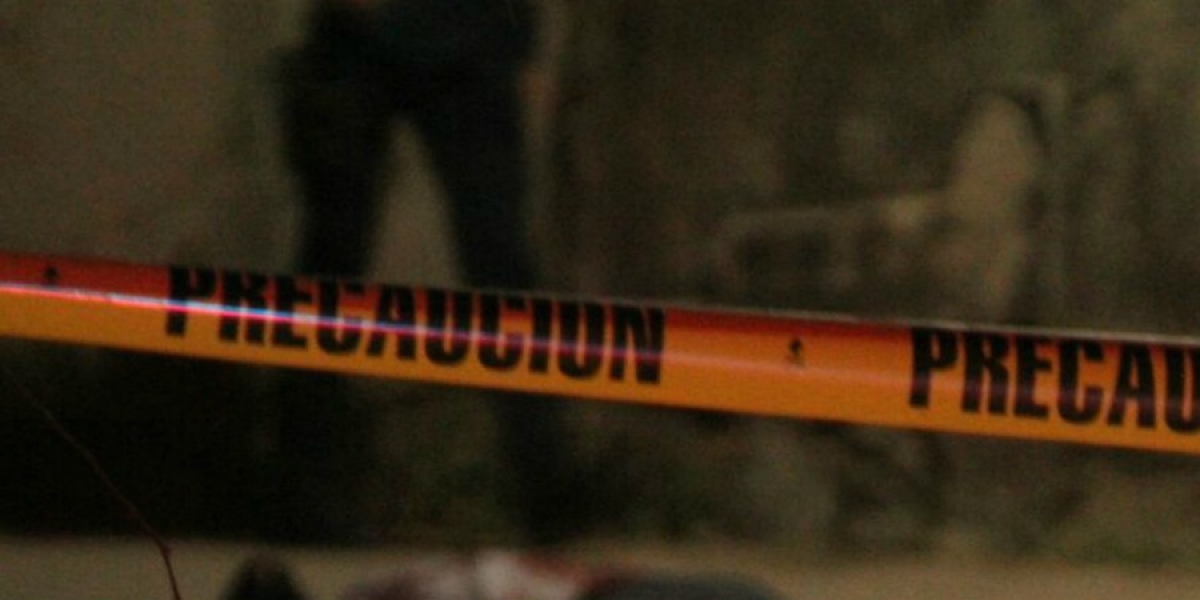 Asesinan a un hombre a balazos; abandonan su cadáver en la colonia Lomas de Acapatzingo