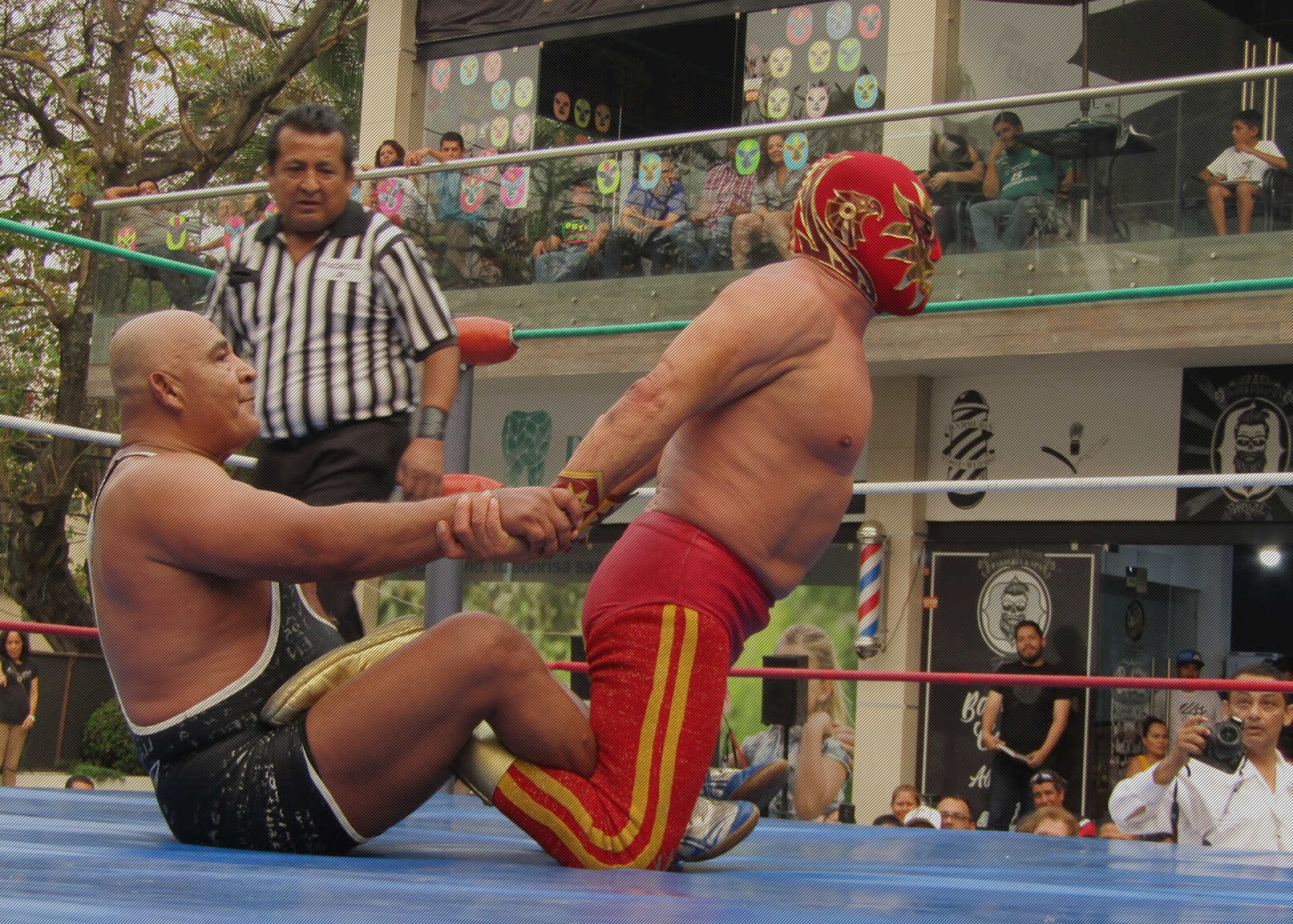 Hoy, gran función de lucha libre en el zócalo de Cuernavaca