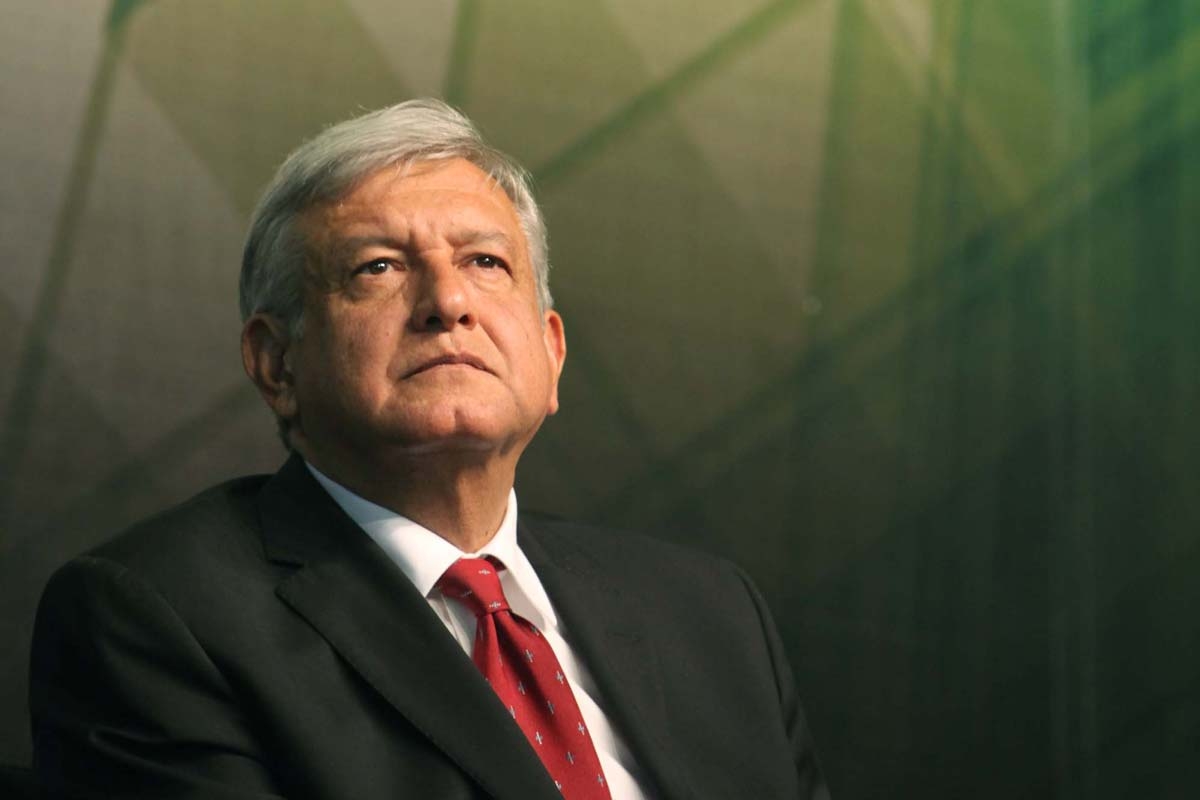 AMLO asegura que si gana demanda contra el WSJ dará el dinero a hijos de migrantes mexicanos