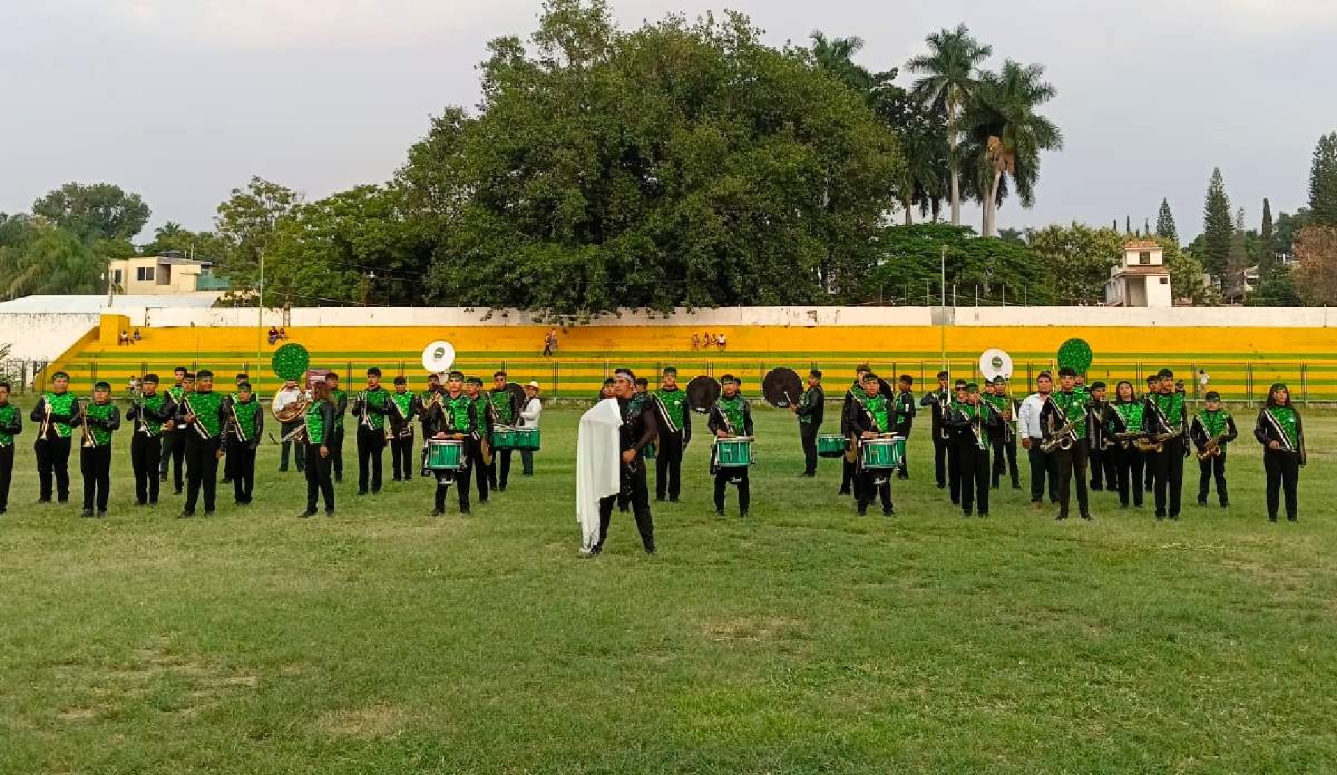 Celebran colorido encuentro de bandas musicales en Cuautla