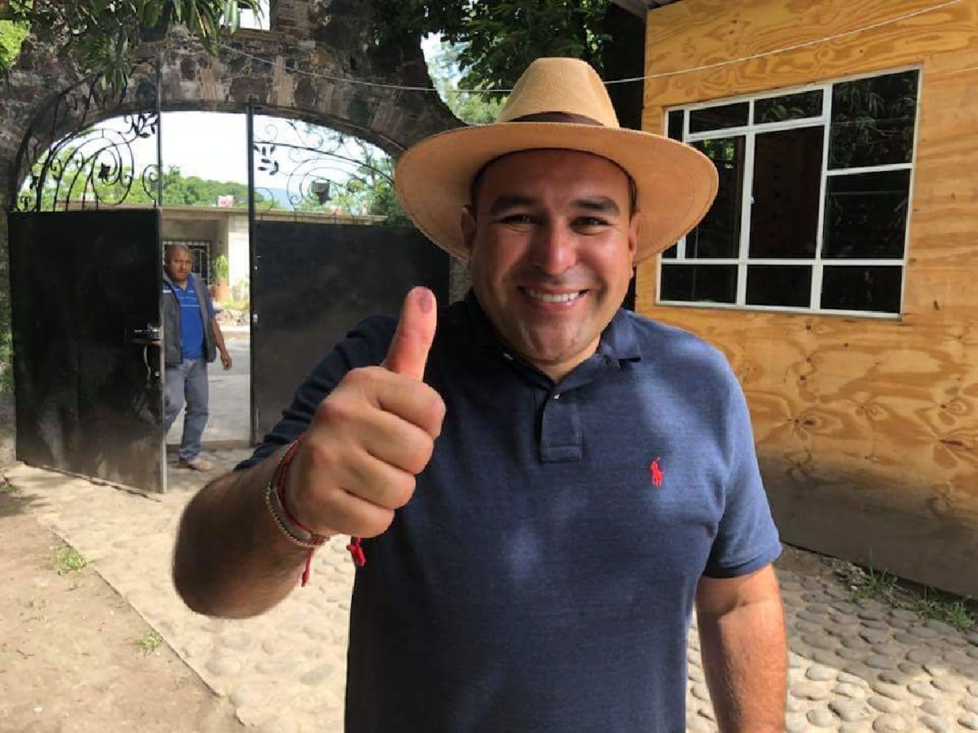 ¿Quién para a Agustín Alonso?