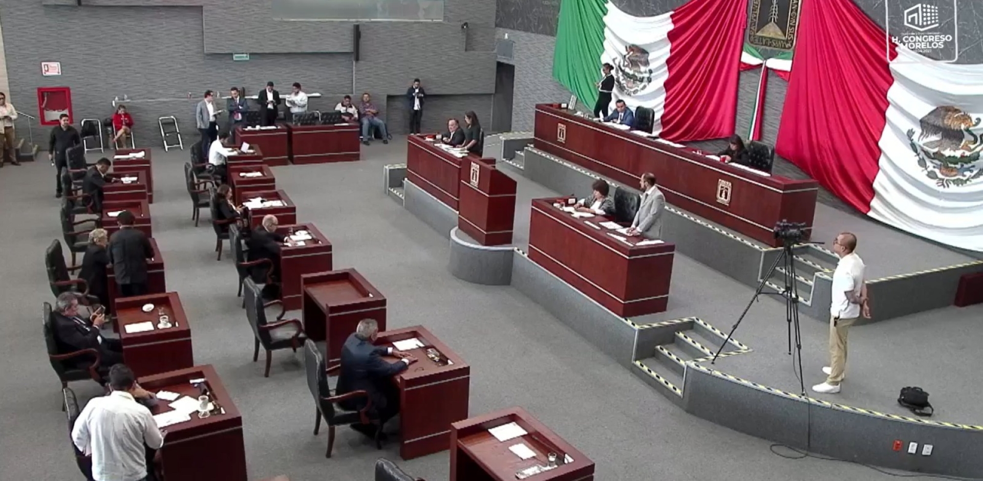 Diputados aprueban renuncia de comisionada del IMIPE y definen integración de la Junta Política y de Gobierno