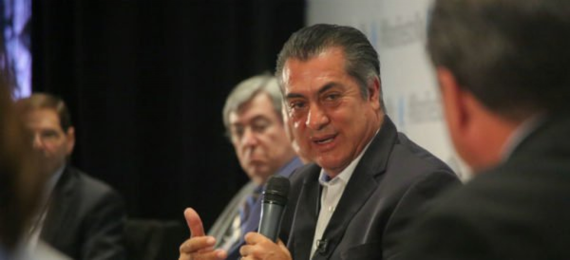 Yo también tengo problemas financieros, pero no vamos a ceder por eso: “Bronco”