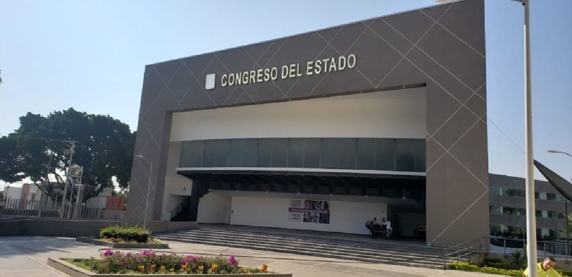 Sólo 20 sindicalizados laboran en el Congreso