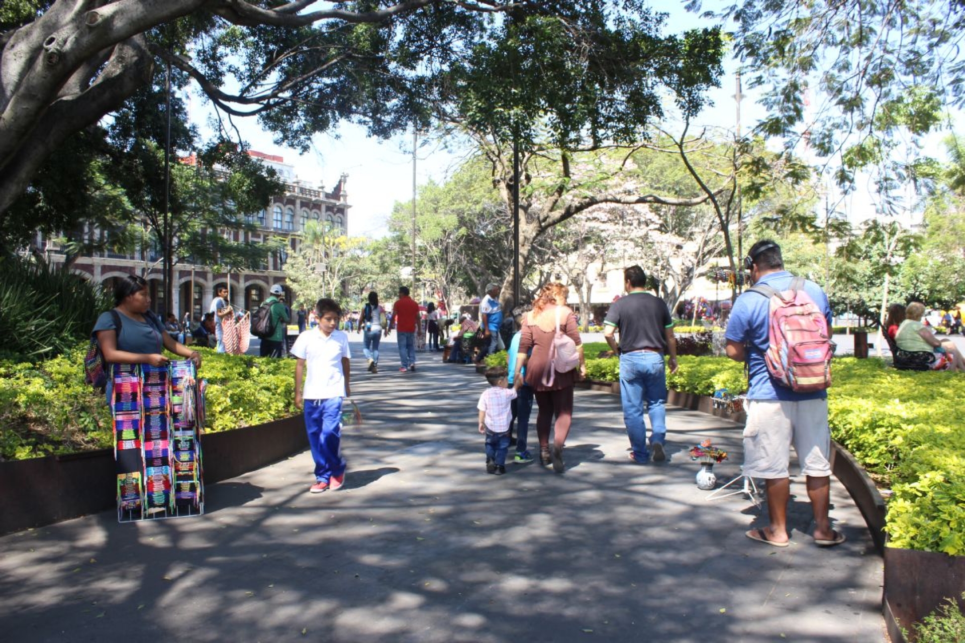 No permitirán venta ambulante en Plaza de Armas