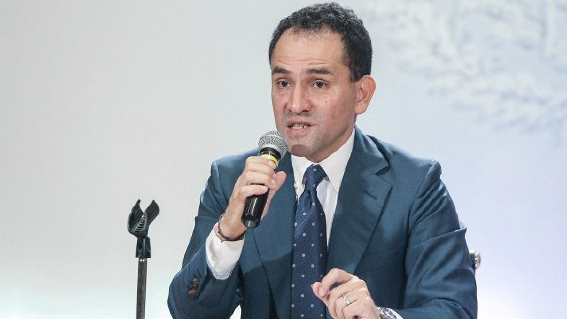 Paquete económico 2020: las presiones mayúsculas de Herrera