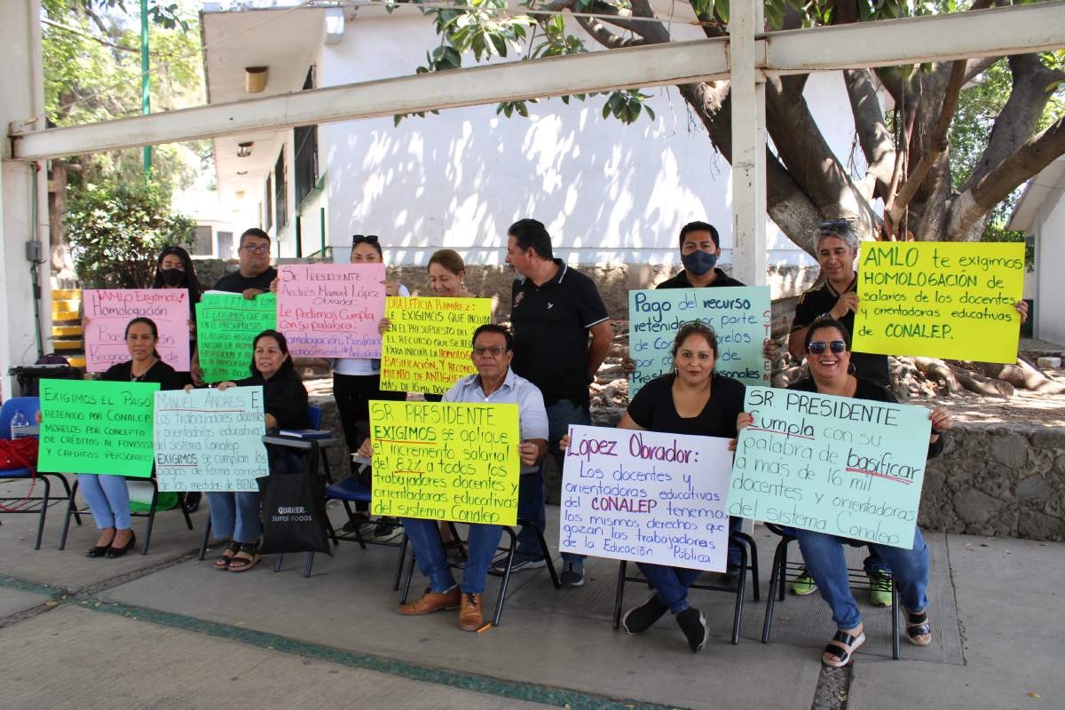 Conalep Morelos se une a protesta nacional