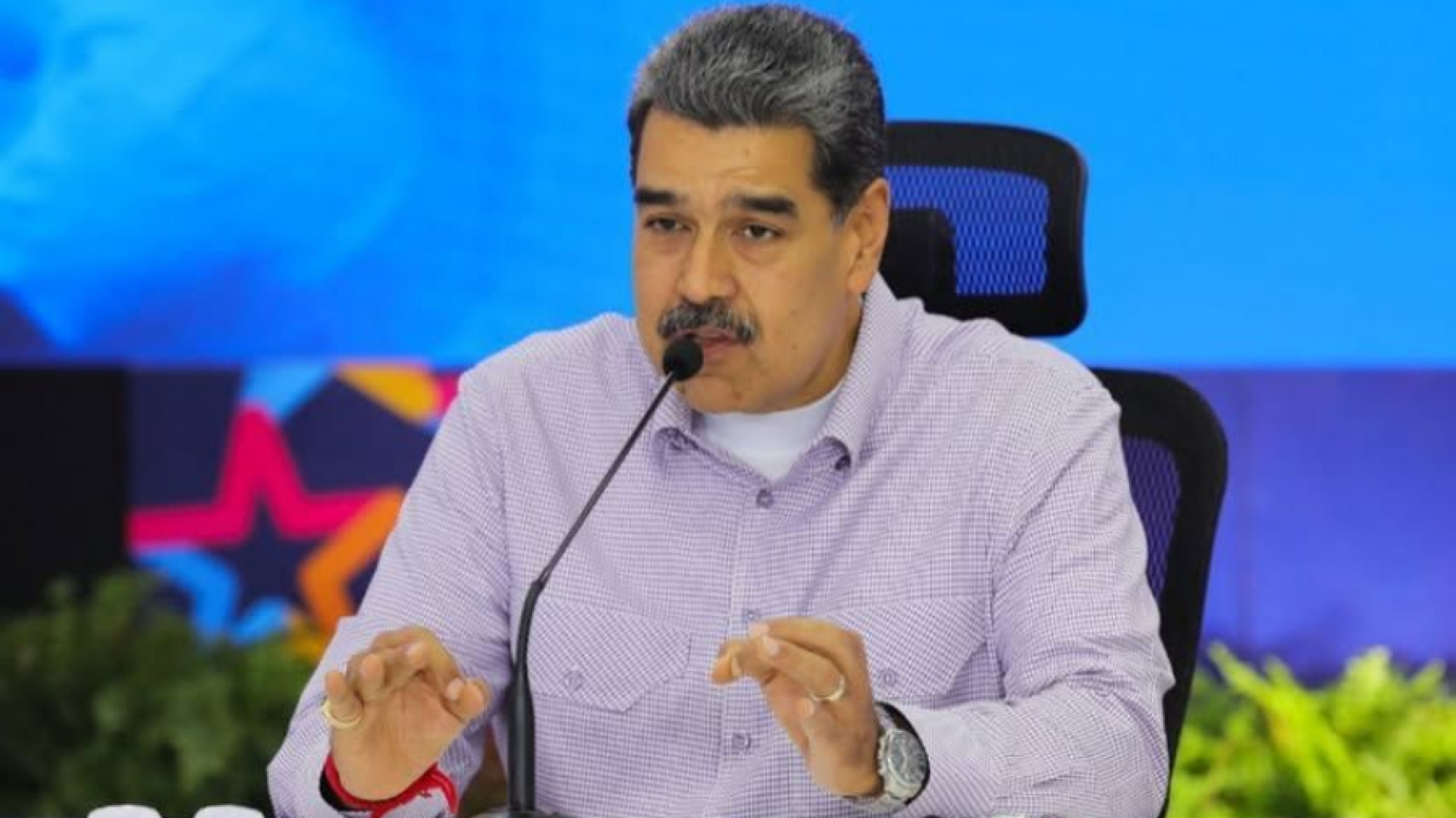Venezuela califica 'robo descarado' la incautación de avión por parte de EU