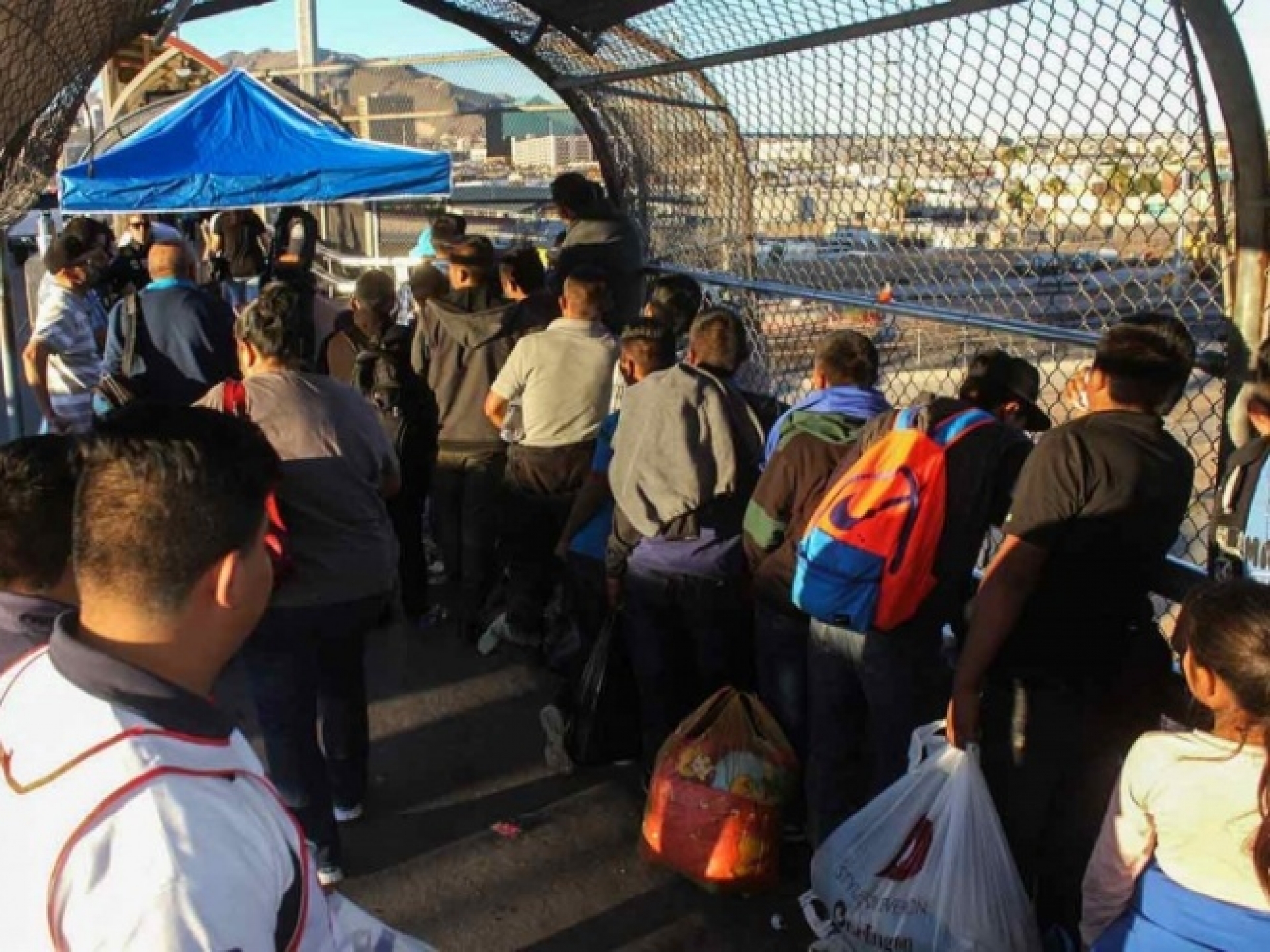 Tijuana, a punto de reventar; ya no hay alimentos ni espacio para apoyar a migrantes