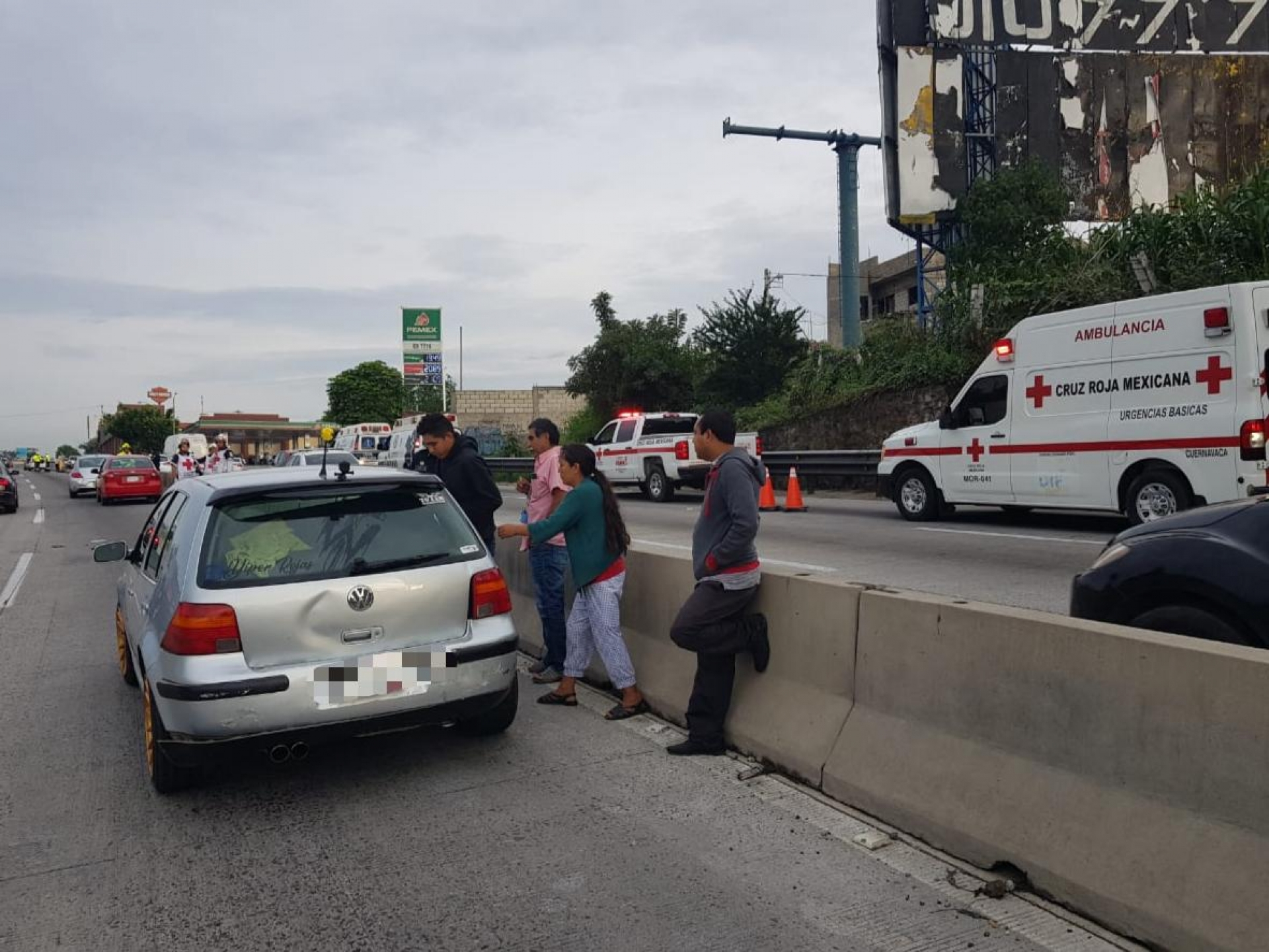Se registra choque múltiple en el libramiento Cuernavaca