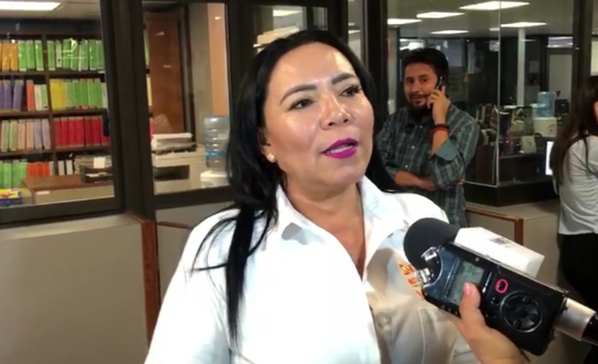 Logran pago de salario a maestros del Programa Nacional de Inglés