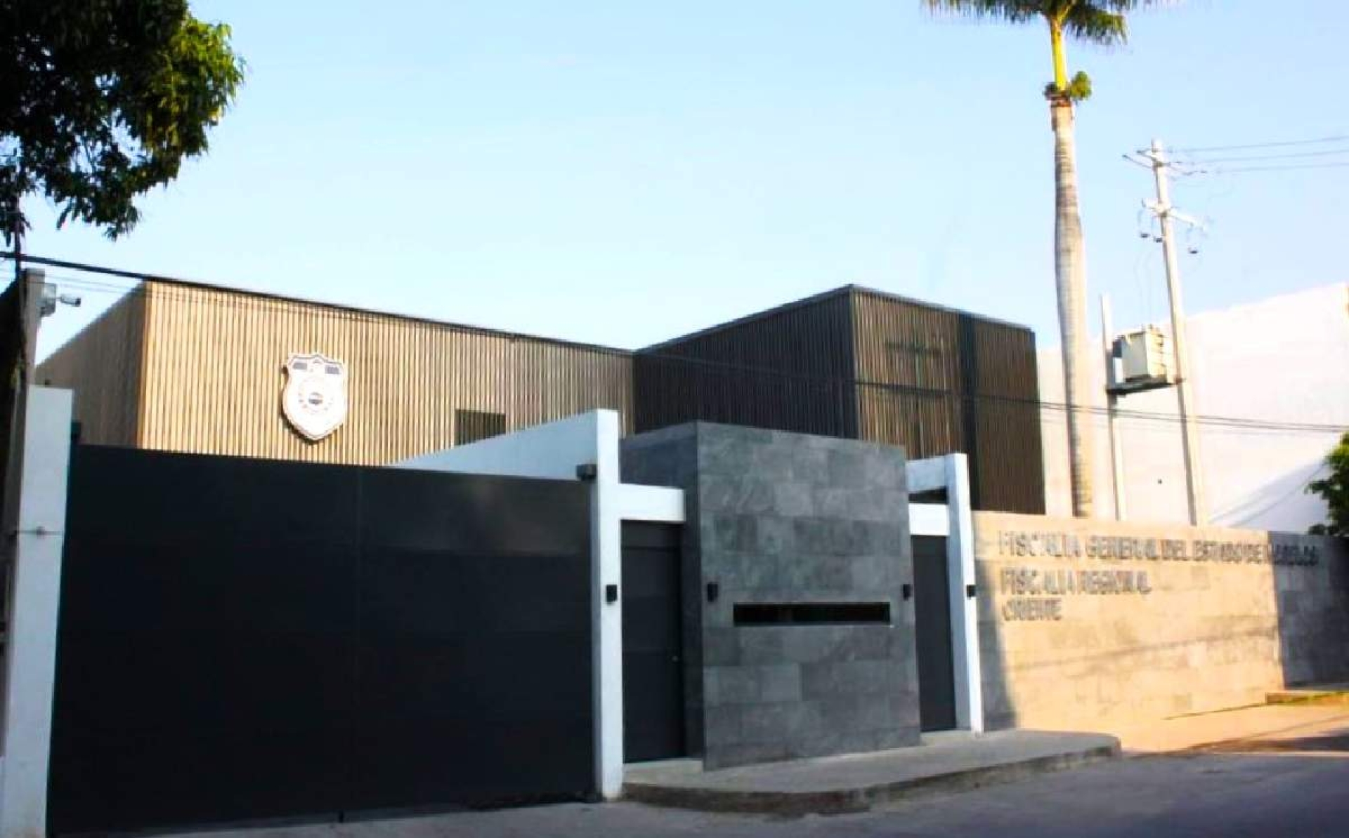 Aprueban activistas detención del fiscal regional de Cuautla