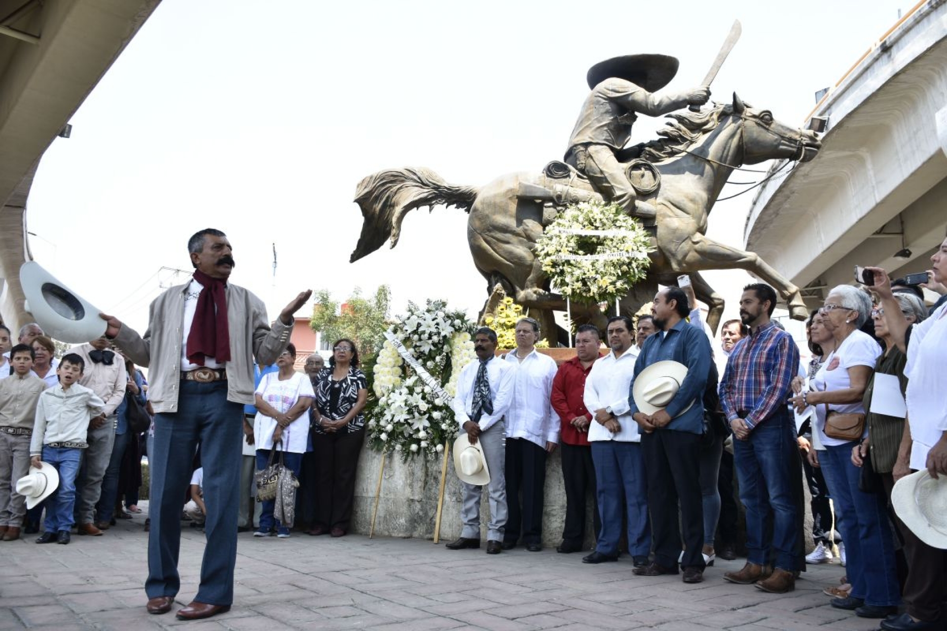 Descendientes de Emiliano Zapata conmemoran 99 aniversario luctuoso del Caudillo del Sur