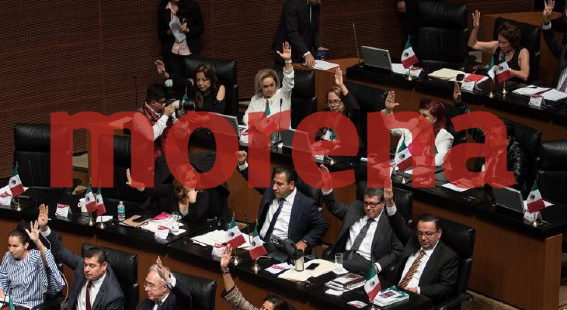 Morena presenta iniciativa para evitar que empresas fantasma obtengan contratos de gobierno