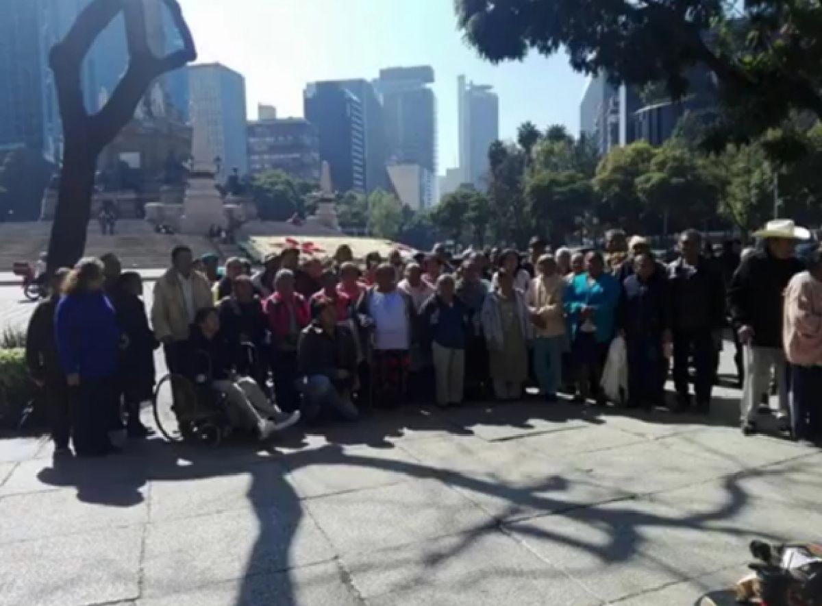 Adultos mayores de Axochiapan obtienen visas para visitar a sus hijos en Estados Unidos