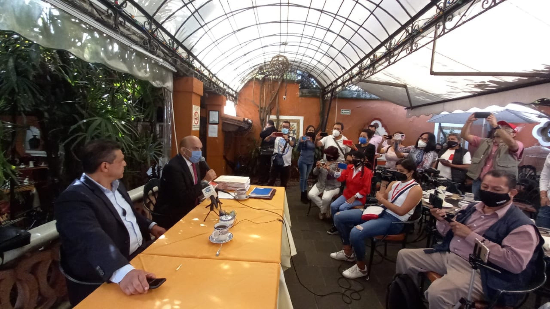 Tramita juez Rodríguez Apac amparo para evitar su remoción del cargo