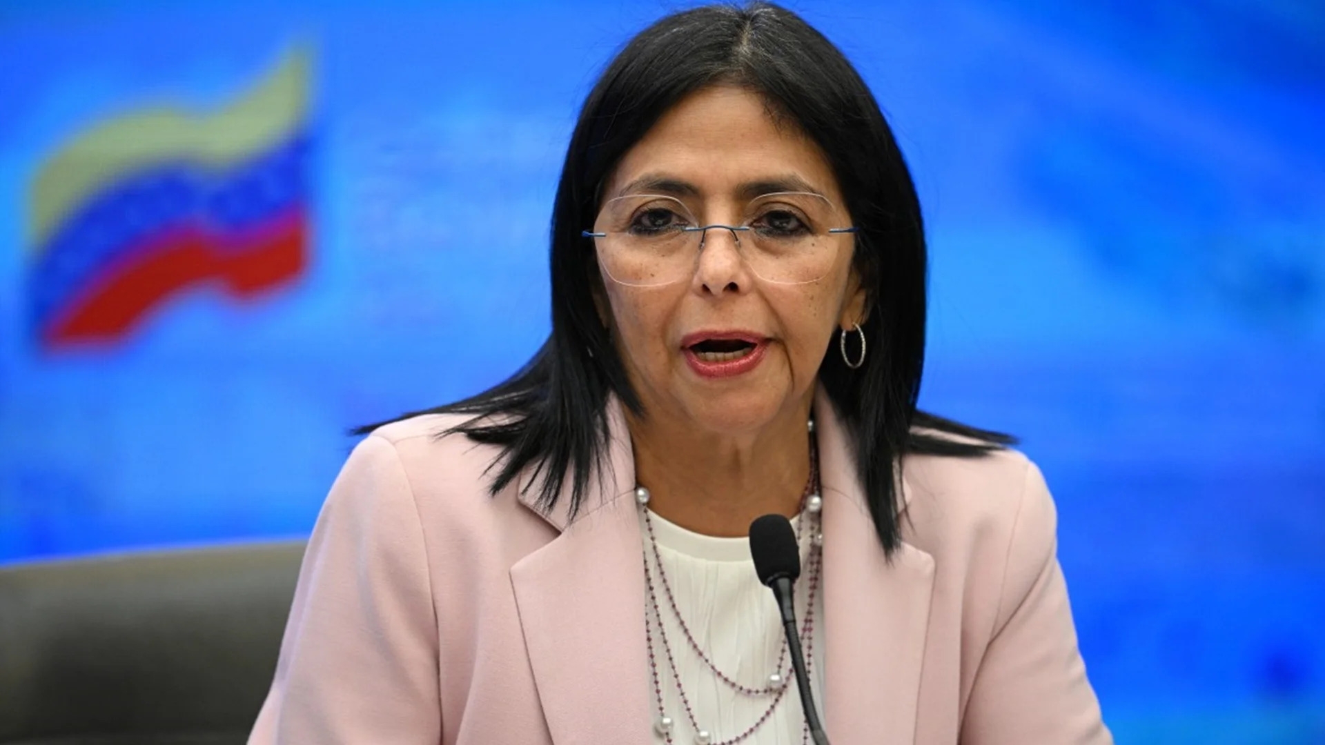 Vicepresidenta de Venezuela exige pruebas de vida ante paradero desconocido de Maduro