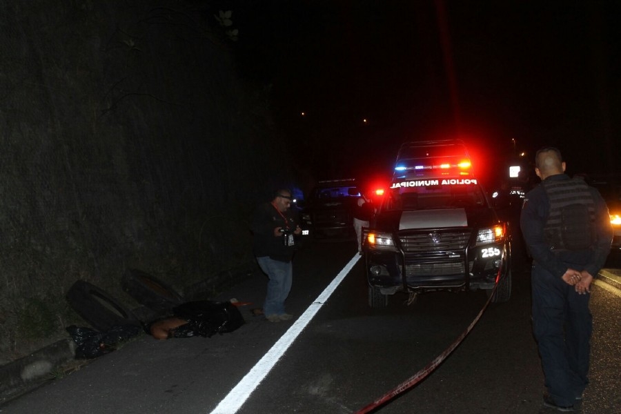 Abandonan en Xochitepec el cadáver de un hombre desmembrado