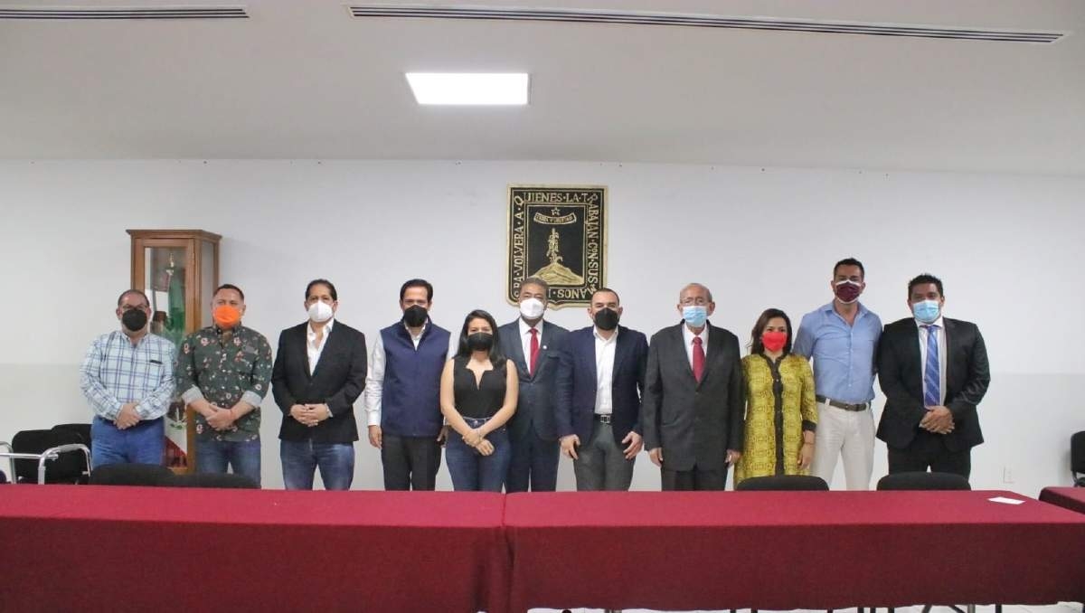 Cornejo Alatorre compareció ante la LV Legislatura
