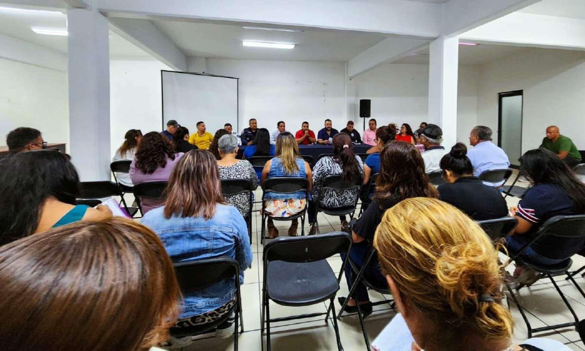 Fortalecen coordinación con ayudantes municipales en Cuautla