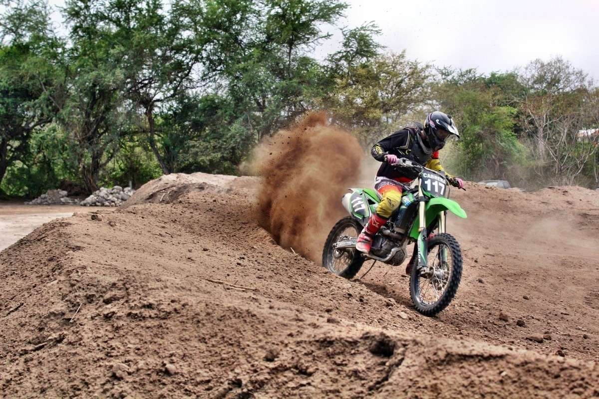 Inicia Campeonato Estatal Motocross y Endurocross 2016