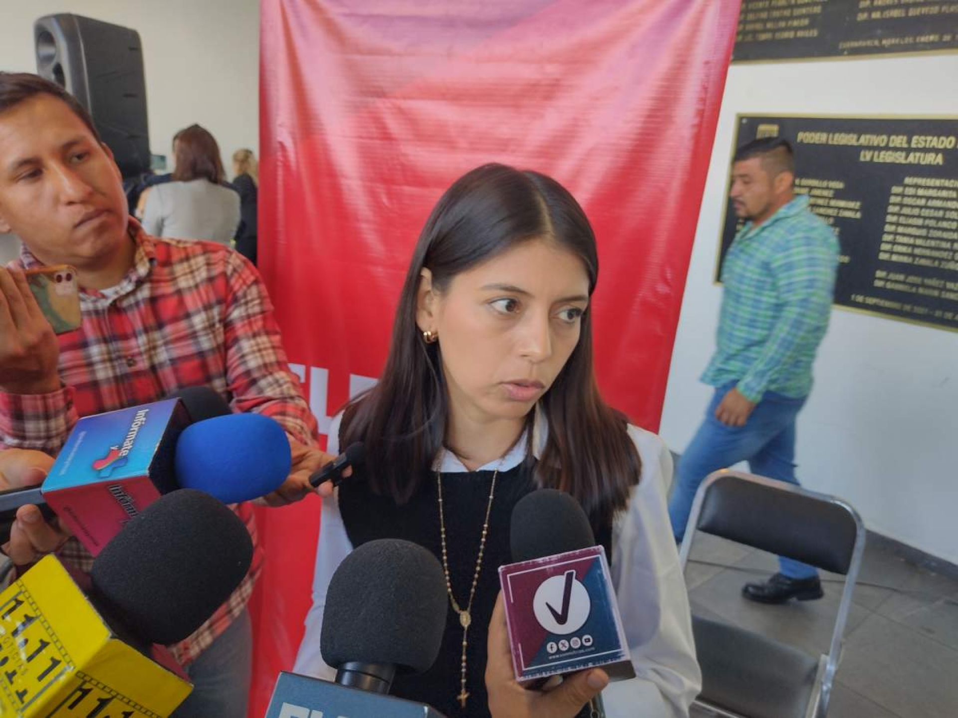 Va Congreso por control estricto de residuos de medicamentos