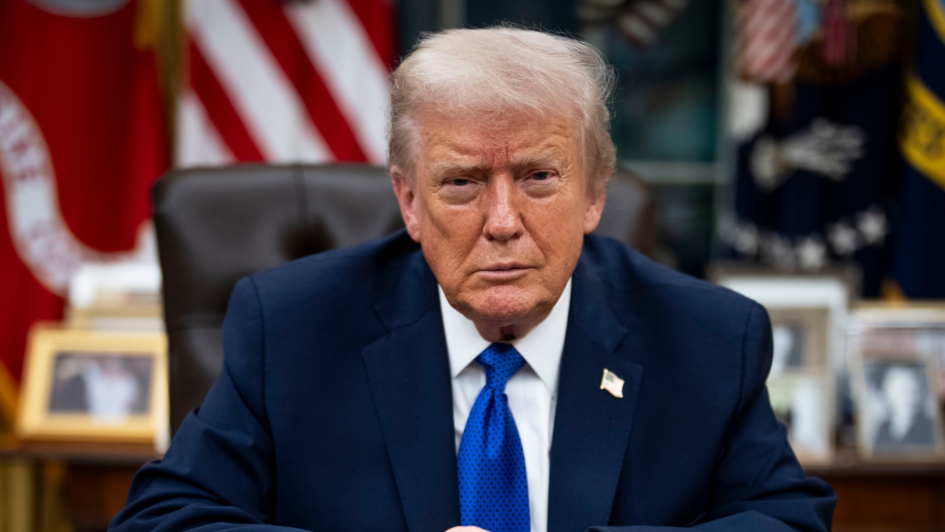 Trump anuncia ataques terrestres contra cárteles y afirma que controlan México