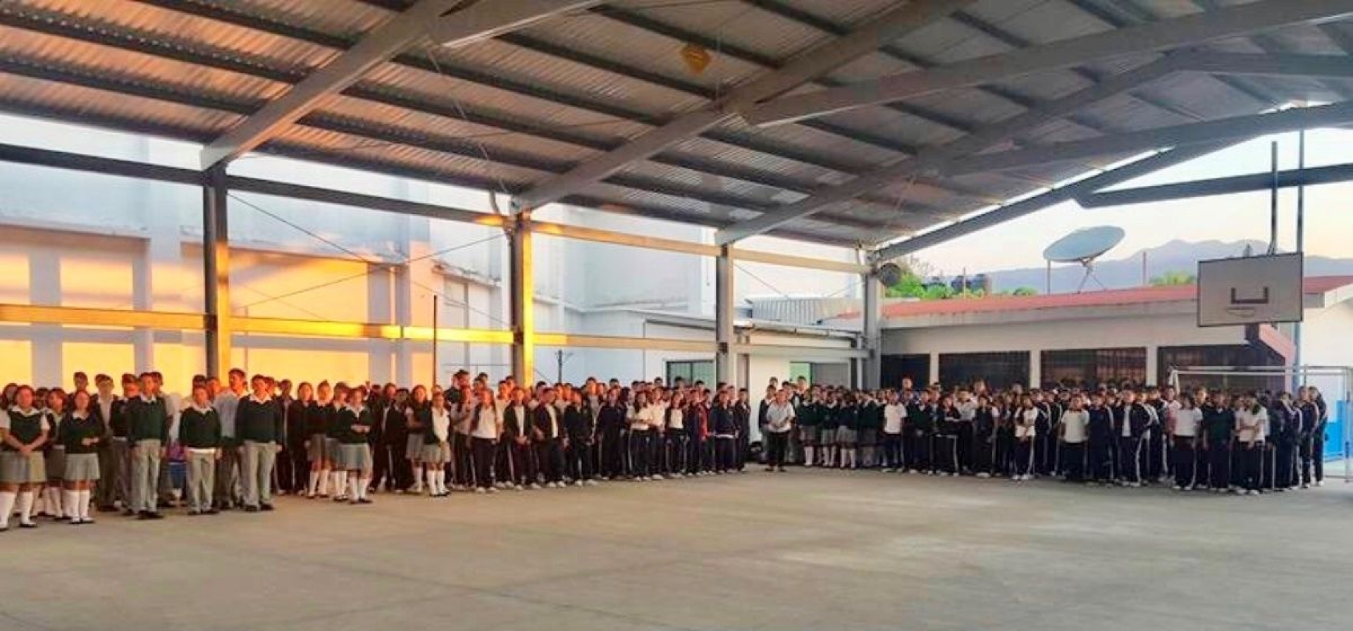 A clases, más de 400 mil estudiantes de educación básica