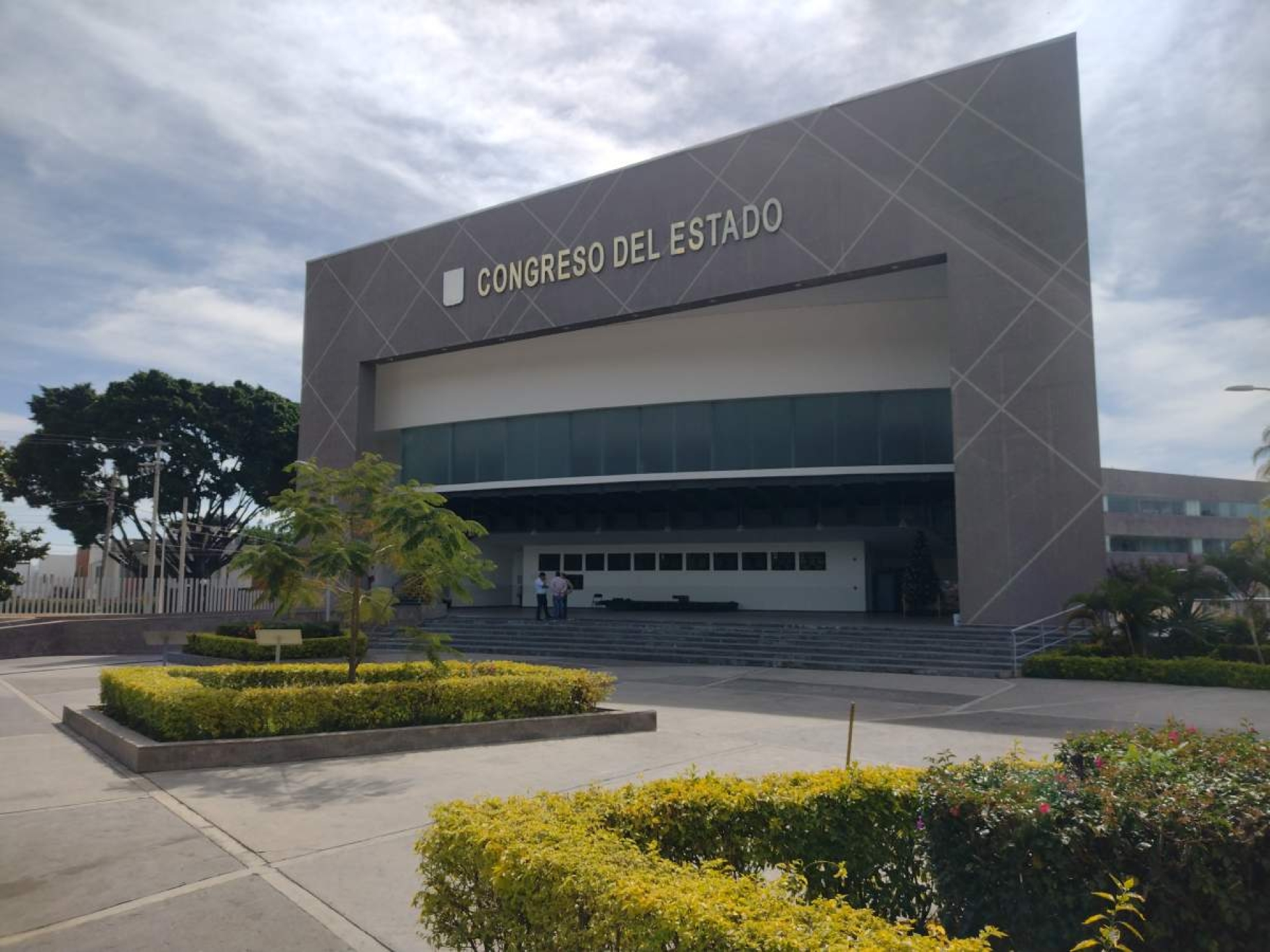 Aprobar pensiones rezagadas debe ser prioridad del Congreso: diputada