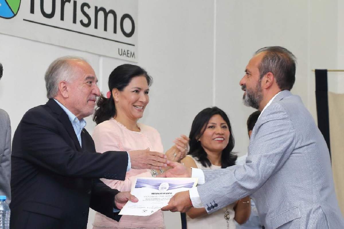 Celebra Escuela de Turismo UAEM décimo aniversario
