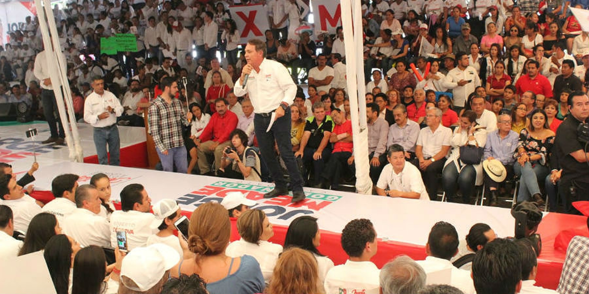 Realiza Jorge Meade cierre de campaña en la plaza de armas de Cuernavaca