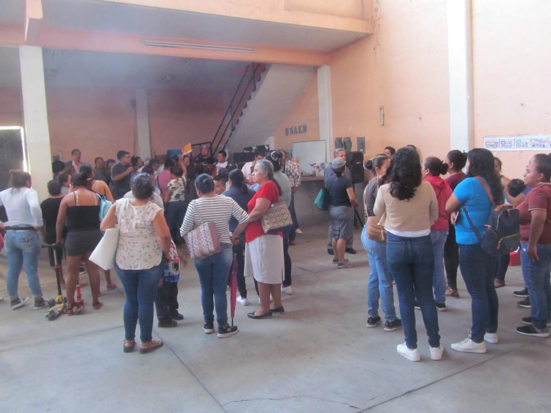 Instalarán aulas móviles y abrirán primaria de Tlaltizapán
