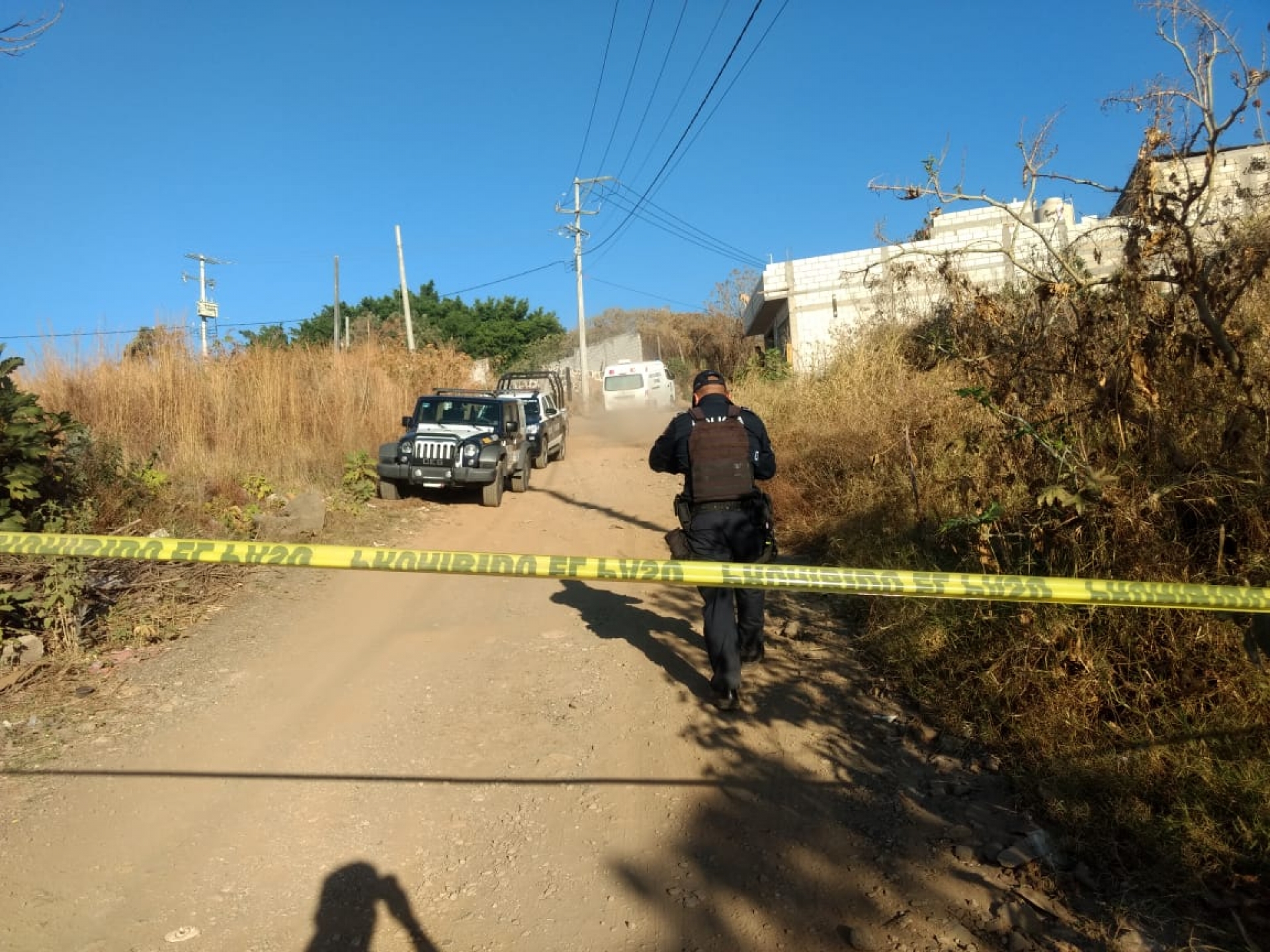 Hallan un cadáver maniatado en la colonia Loma Linda, en Cuernavaca