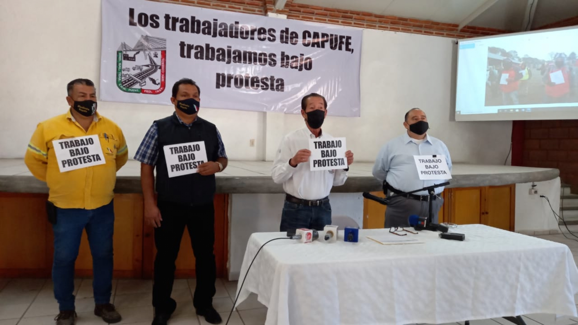 En protesta, más de siete mil trabajadores de Capufe