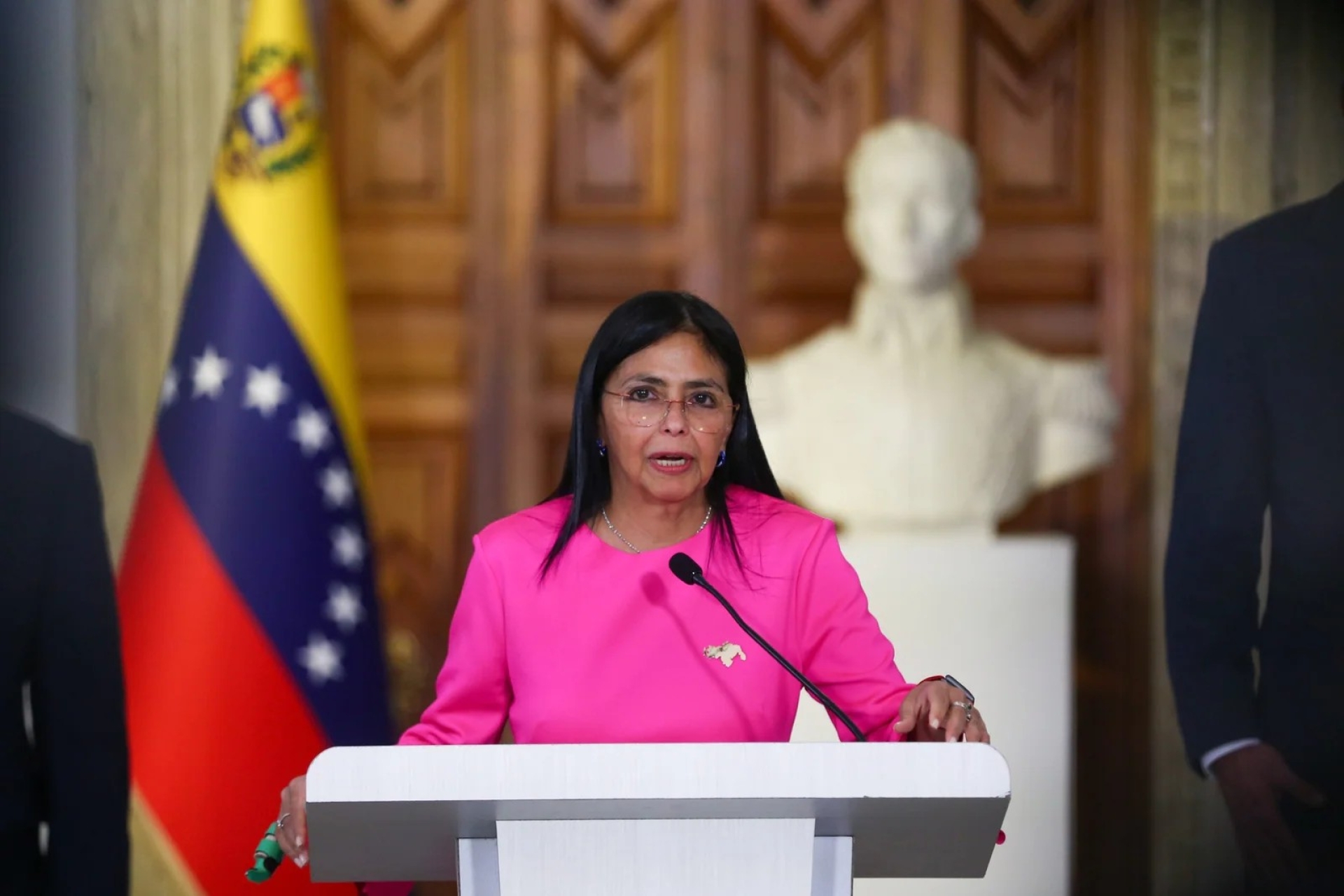 Tribunal Supremo de Venezuela ordena que Delcy Rodríguez asuma la Presidencia de forma interina