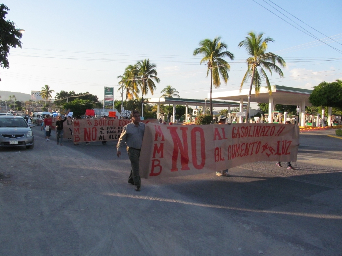 Segunda manifestación del MMB en gasolinera de Jojutla
