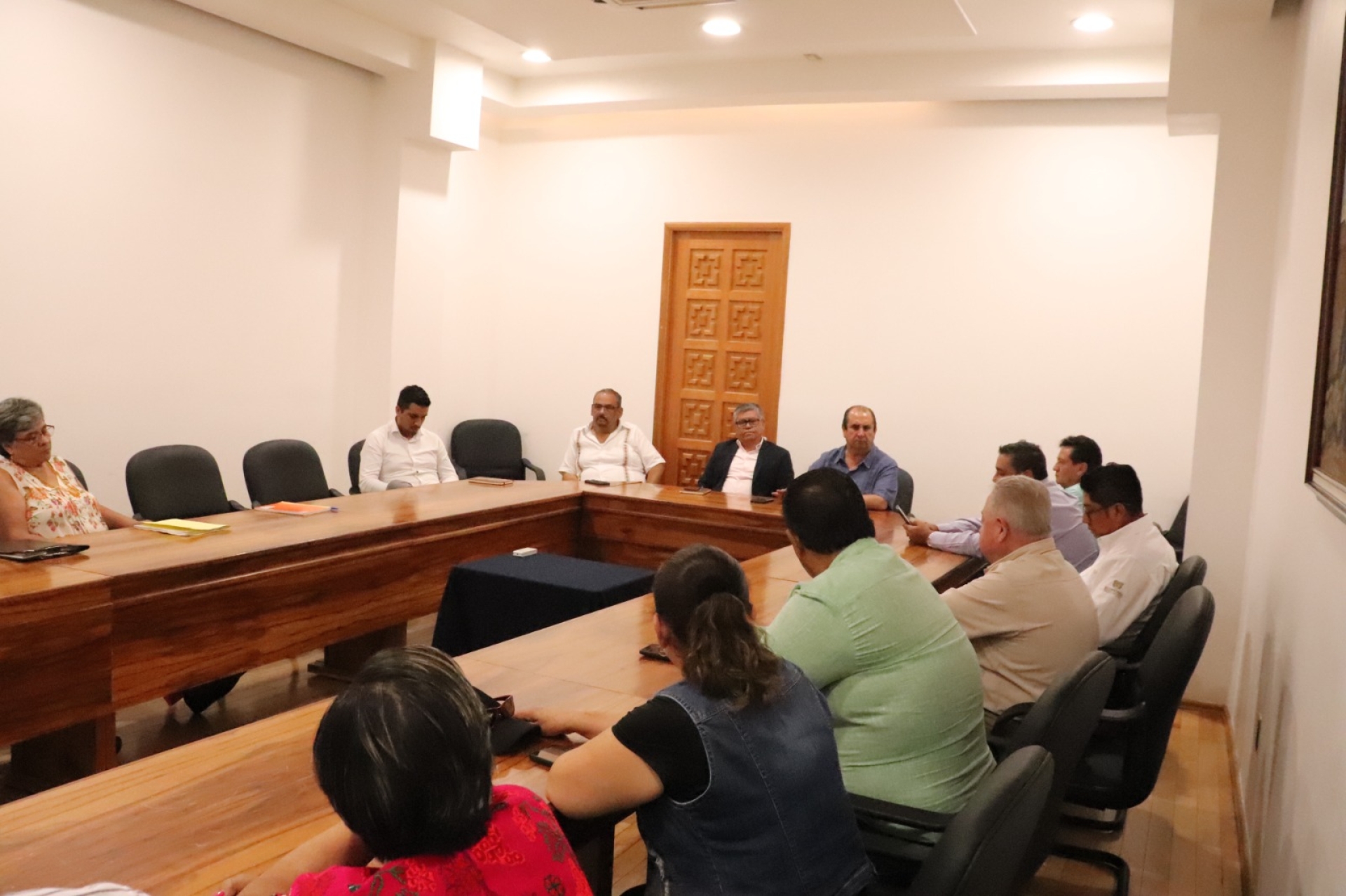 Atiende SDEyT a comerciantes del mercado 'Lomas de la Selva'