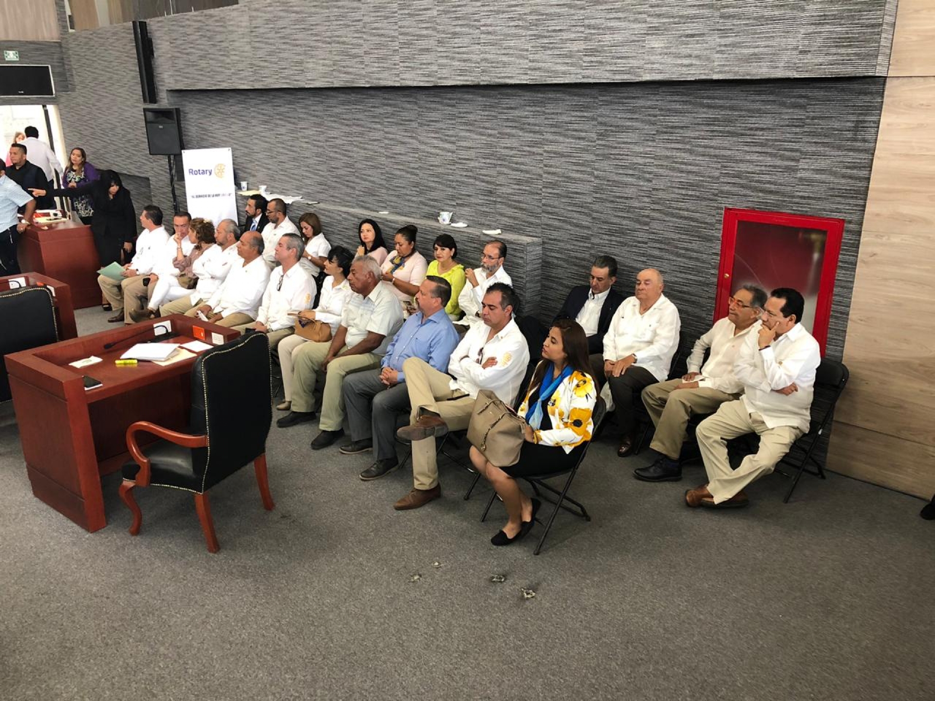 Conmemoran el Día Estatal del Rotario en el Congreso local