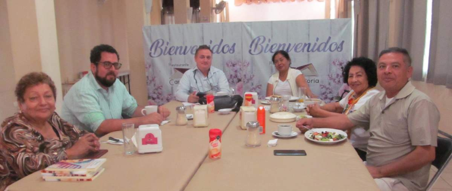 Empresarios esperan buena afluencia en puente vacacional