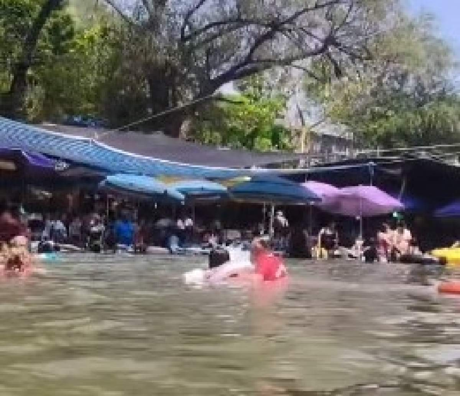 Rescatan a un menor en río Amacuzac