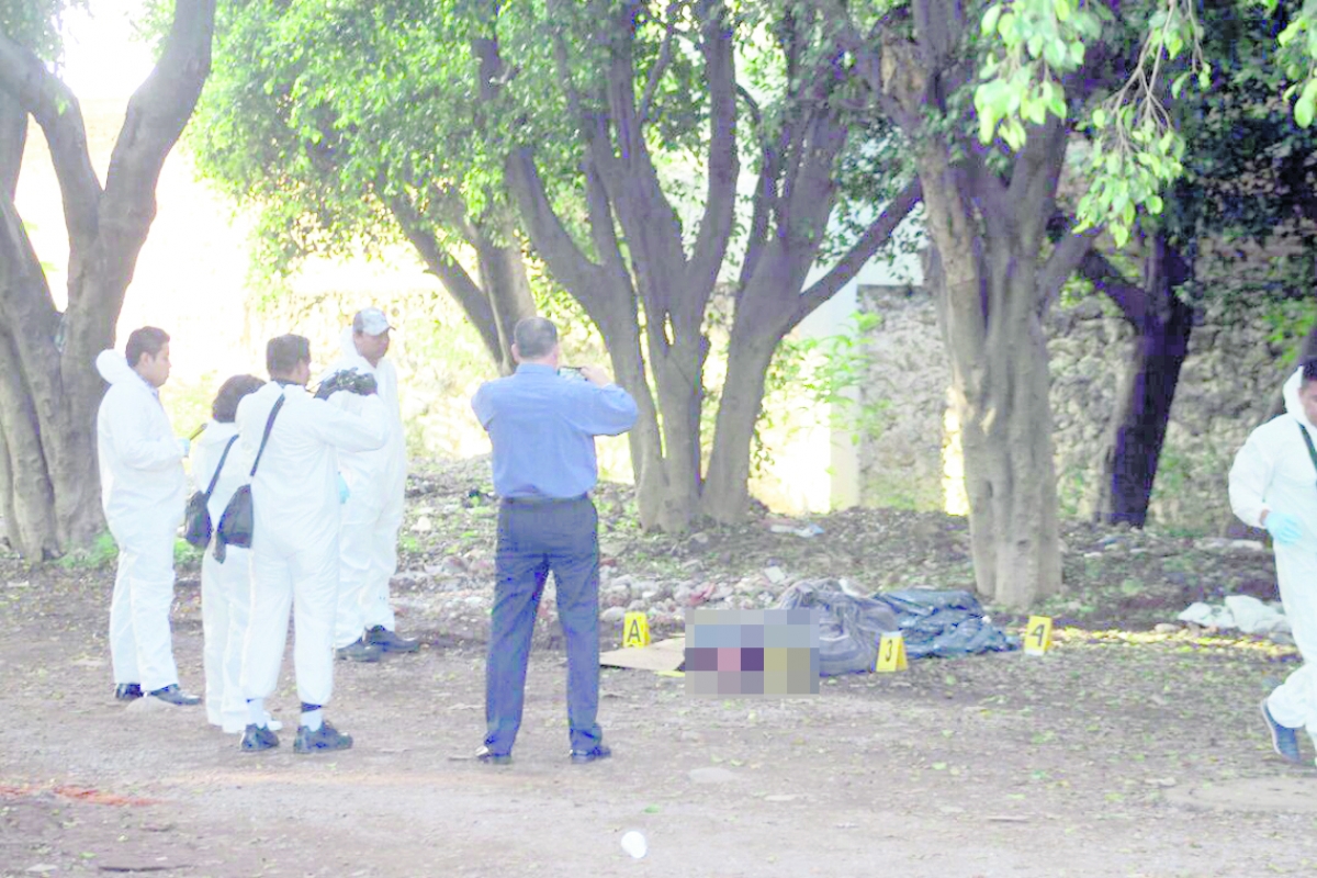 Abandonan un cadáver desmembrado en Chamilpa