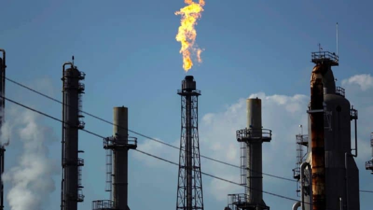 Pemex pagará mil mdd más de lo anunciado por la compra de la refinería Deer Park
