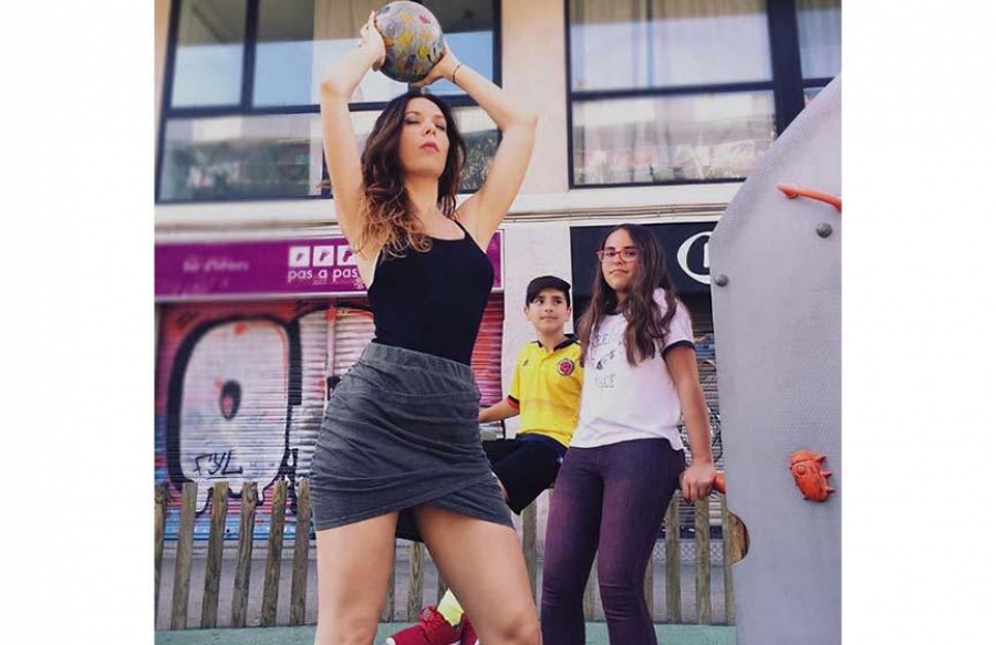Periodista demuestra que la ortografía puede ser sexy...