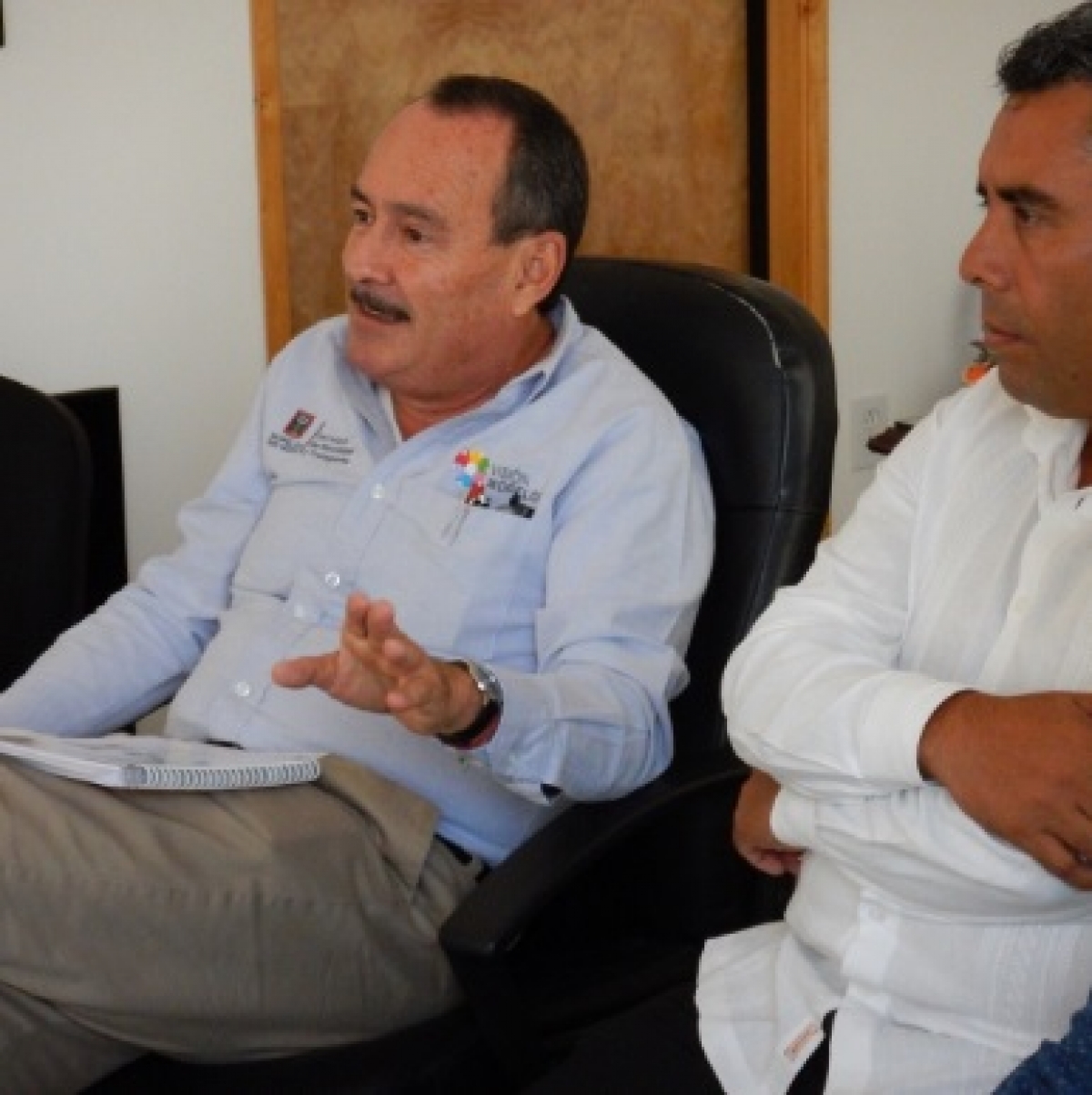 No es aumento, es ajuste de tarifa, dice secretario