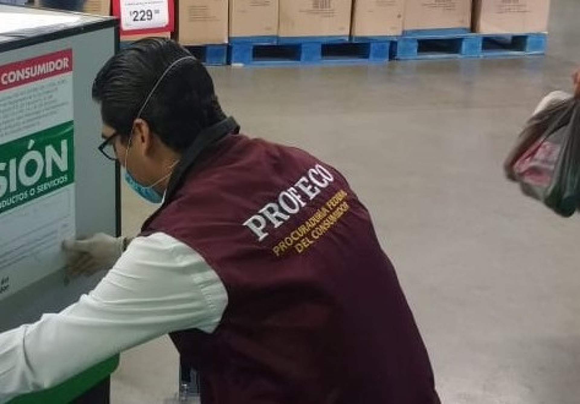 Realiza Profeco operativos de supervisión en tiendas y mercados