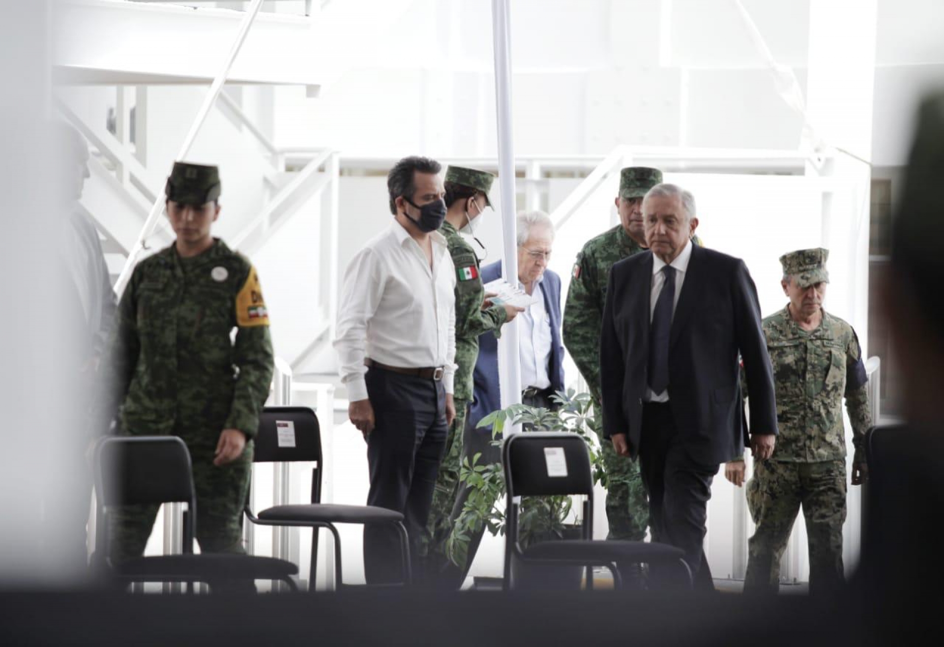 Acompaña alcalde Antonio Villalobos a AMLO durante su gira de trabajo por Cuernavaca