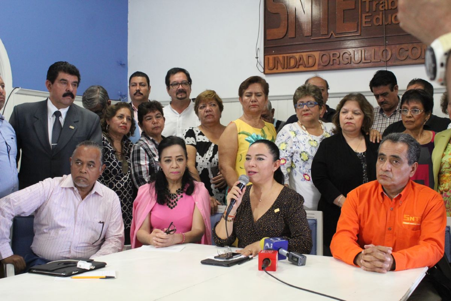 La SNTE anuncia respaldo a exigencia de jubilados