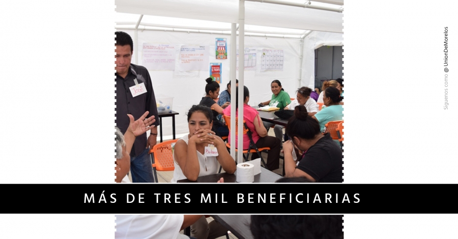 Orientan a jefas de familia para uso eficiente de recursos