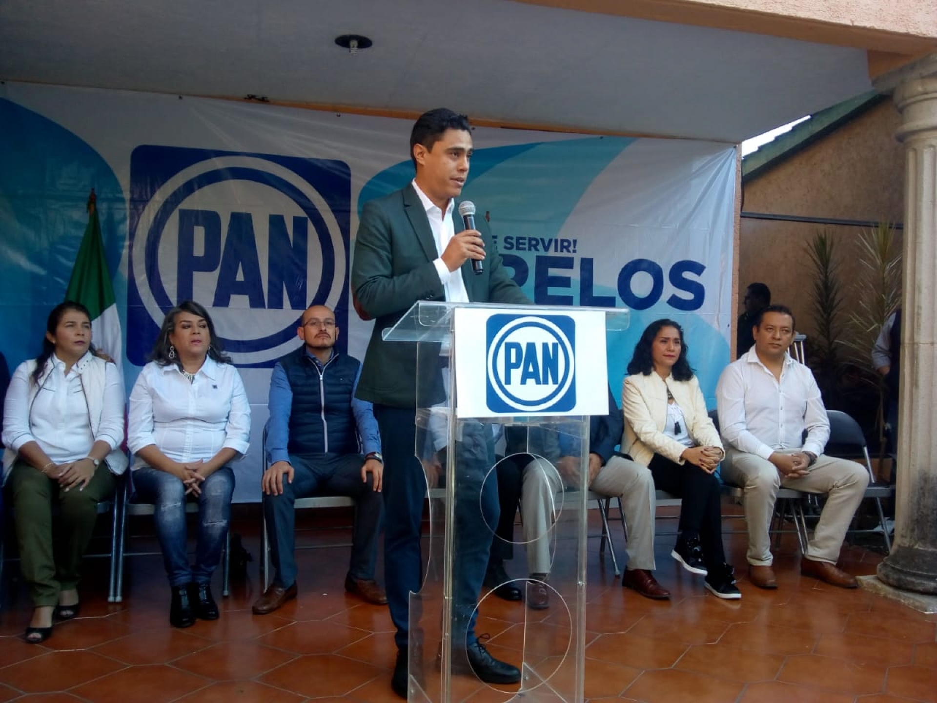 Toma protesta presidente del PAN en Morelos